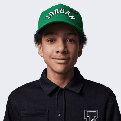 Signature curvebrim, Green, medium