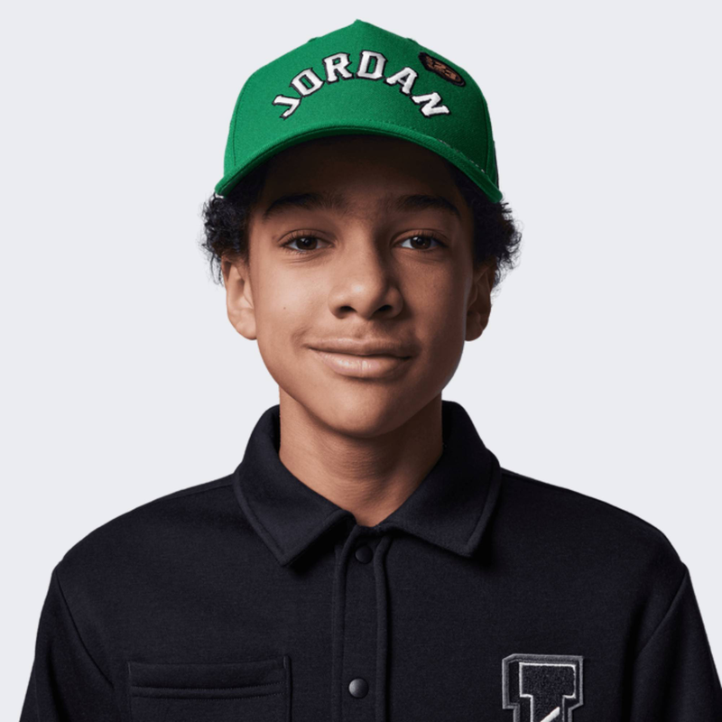 Signature curvebrim-null