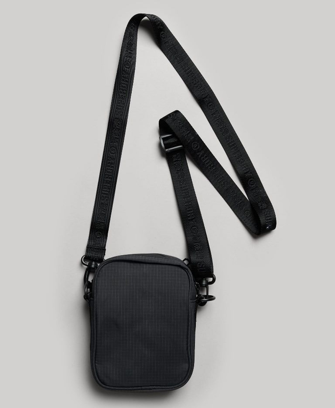 Superdry code stash bag image number null