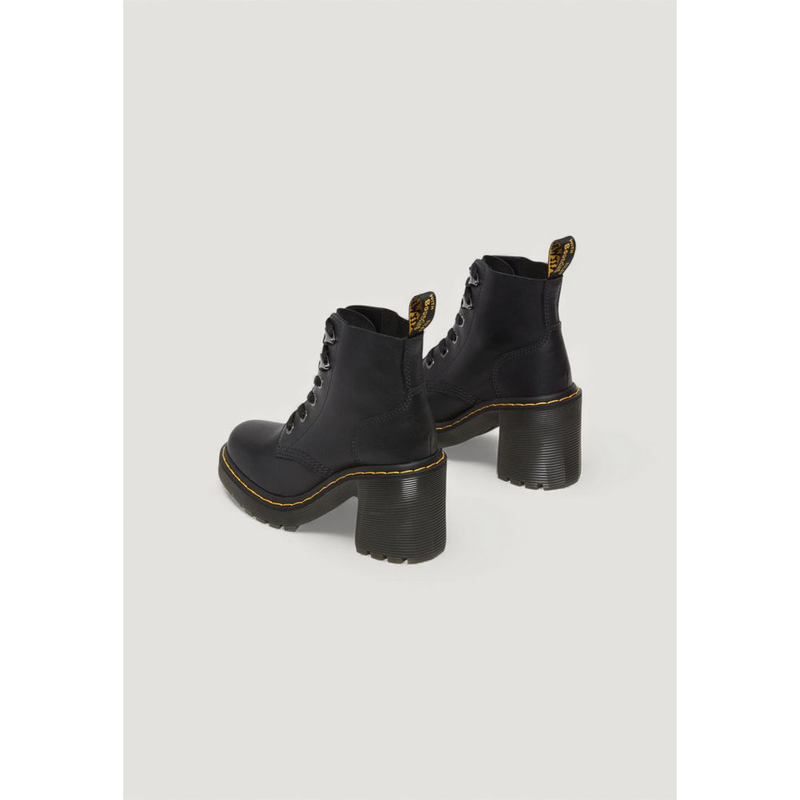 Black leather ankle boots-null