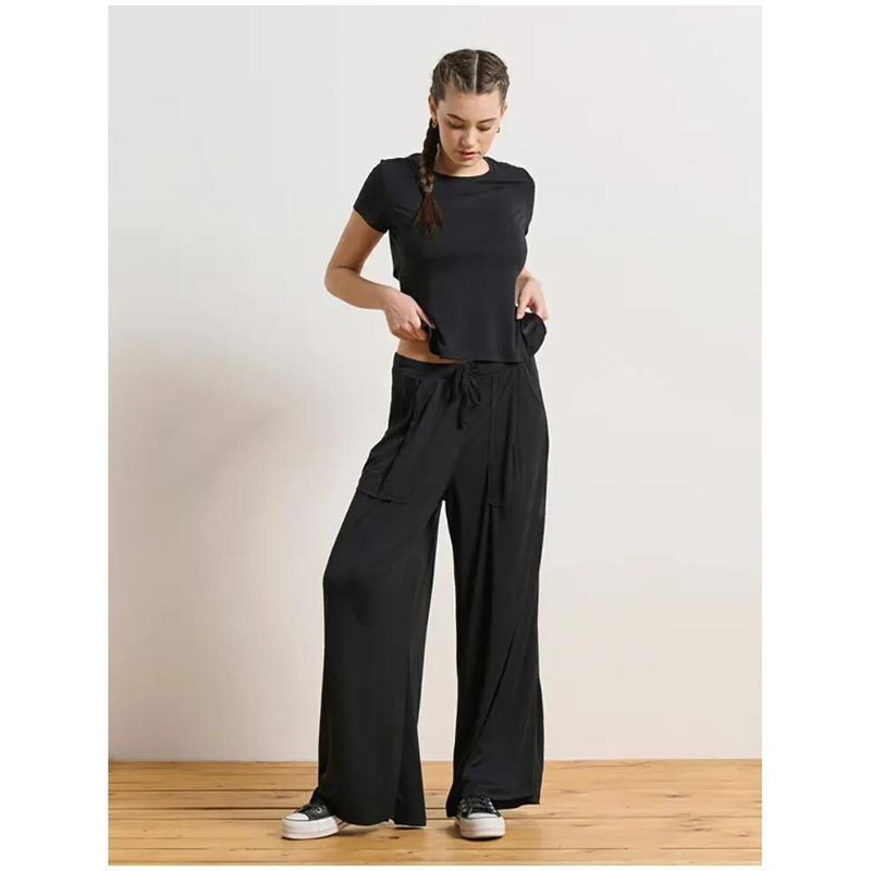 Body talk l.i.m.i.t.e.d crop t-shirt-null