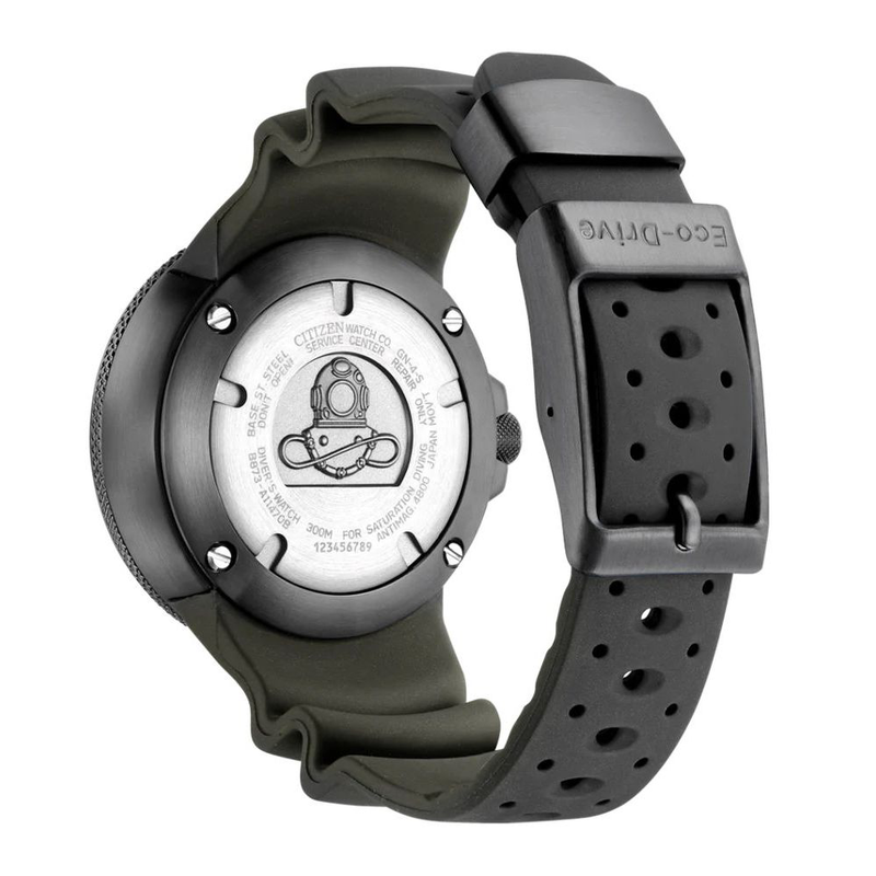Black rubber sport watch-null
