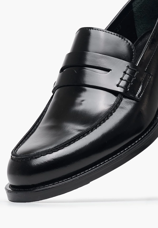 Product image: Black leather shoes-null