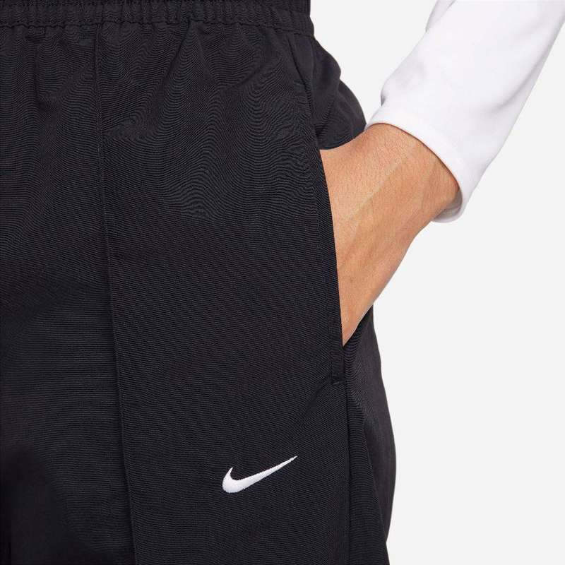 Nike sportswear womens trend medium-rise woven pant-null