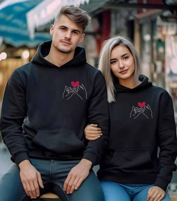 Hoodie for couples hands together-null
