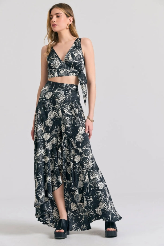 Cropped top-null