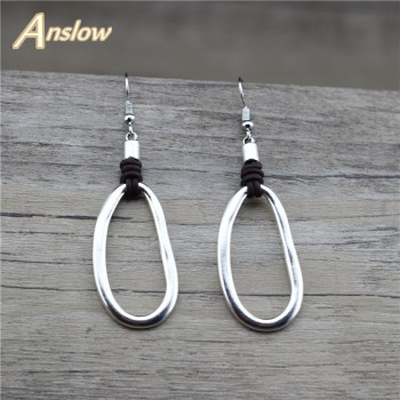 Women's pair of earrings, , medium