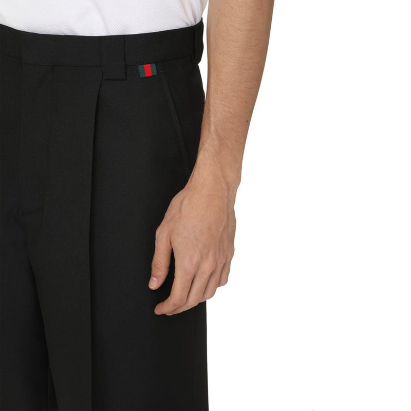 Black polyester bermuda shorts-null