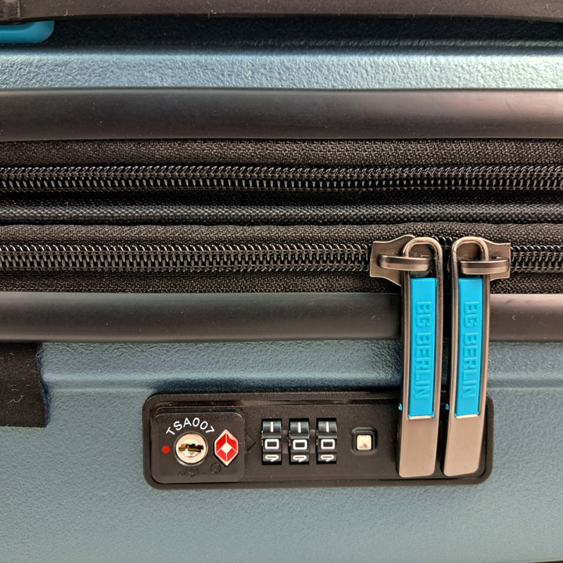 Bg berlin - pivot cabin size/carry-on (4 wheel), 55cm/20in luggage, 10kg suitcase-null