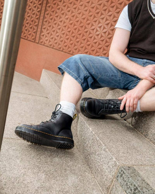 Dr martens brookline chukka 6 eye boot-null