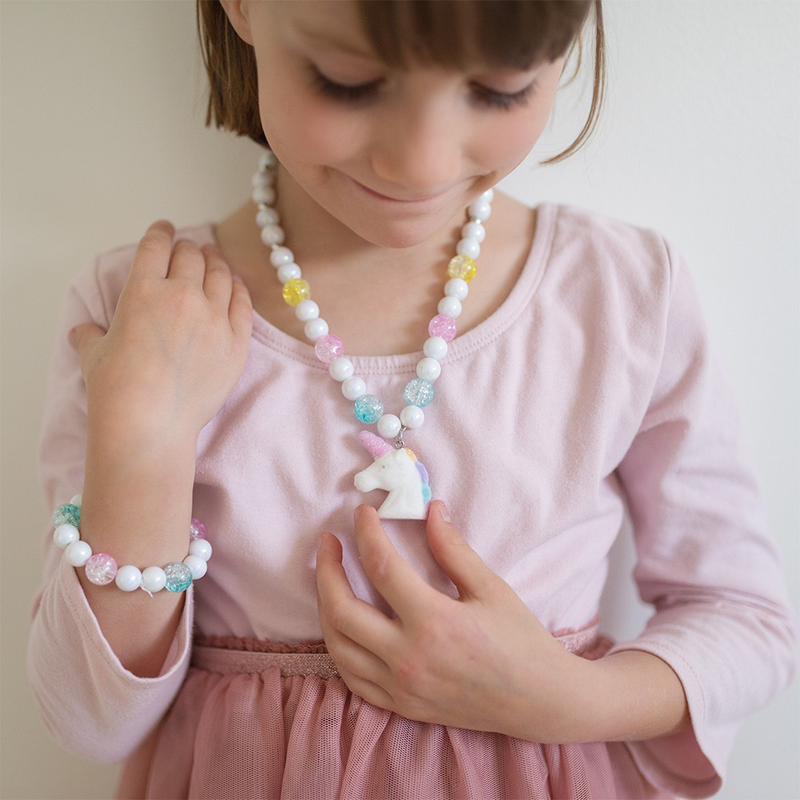 Great pretenders white unicorn necklace & bracelet set image number null