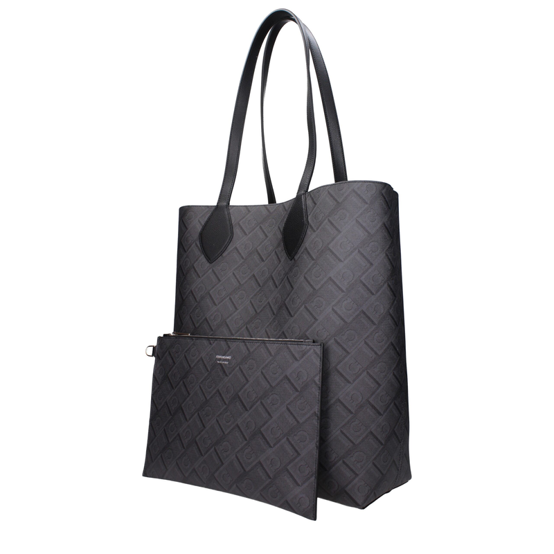 Black leather shoulder bag-null