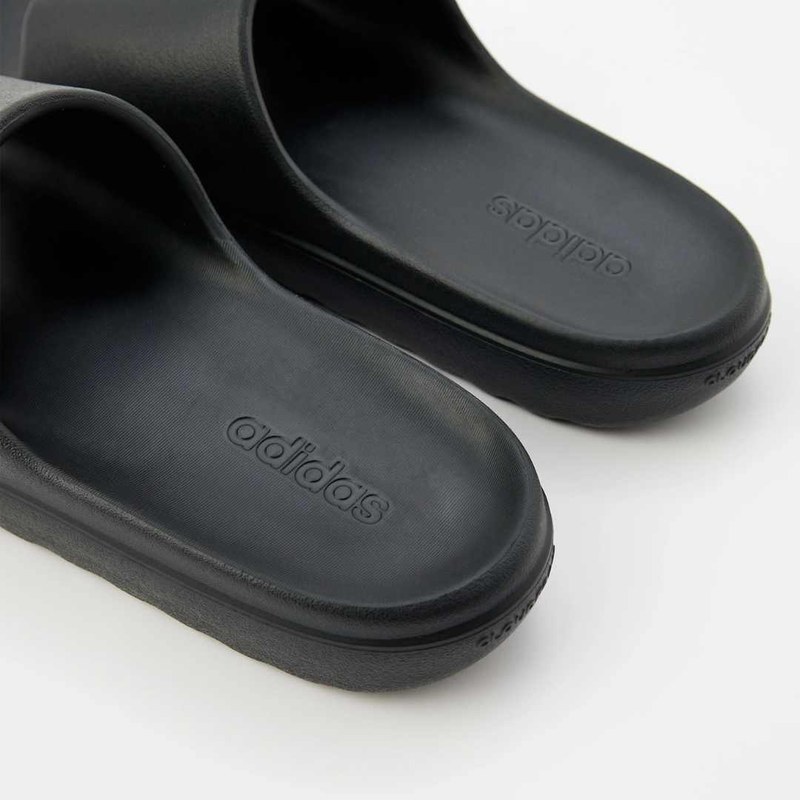 Adidas sliders & flip flop image number null