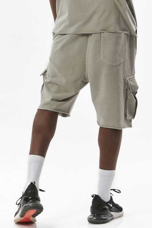 Men's natural dye cargo bermuda image number null