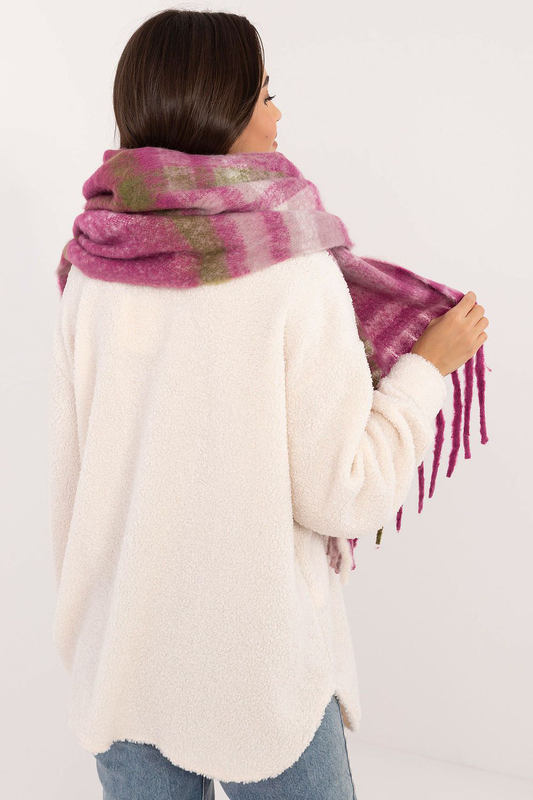 Shawl at image number null