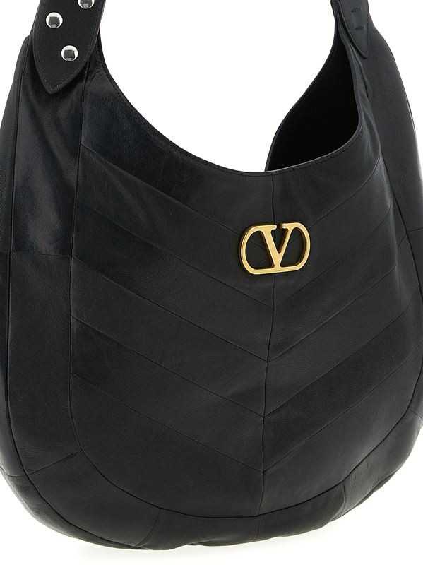 Black lamb leather shoulder bag-null