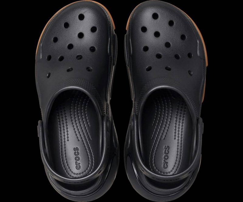 Bubble crush clog-null