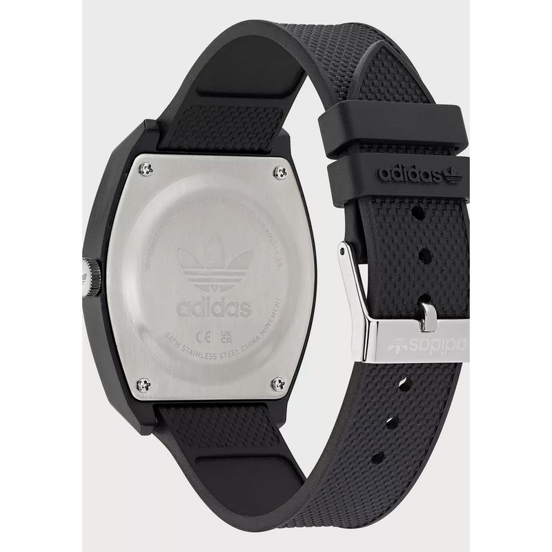 Black synthetic sport watch-null