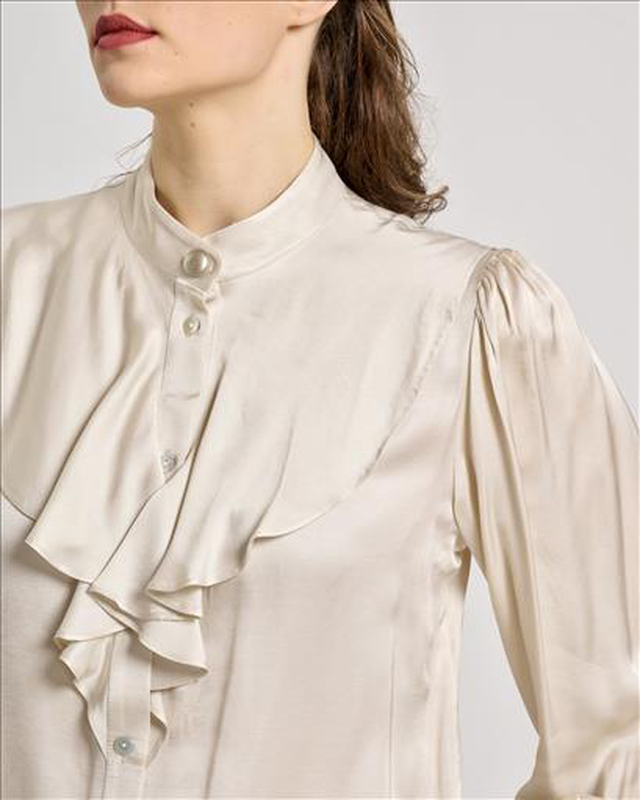 Shirt ruffles image number null