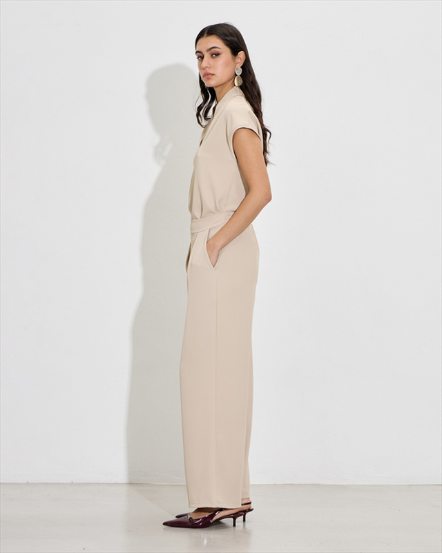 Trouser lightweight image number null