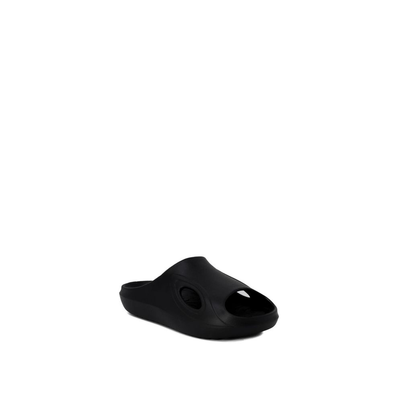 Black polyethylene slippers-null