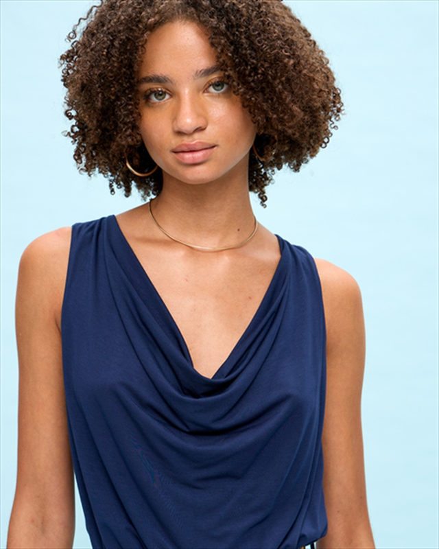 Jumpsuit lycra drape image number null