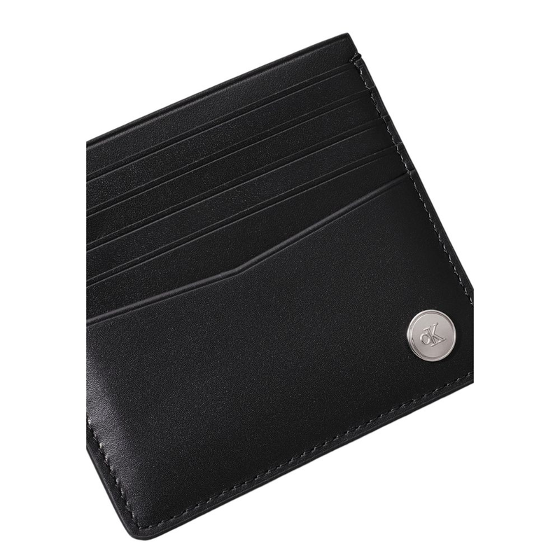 Black leather wallet-null