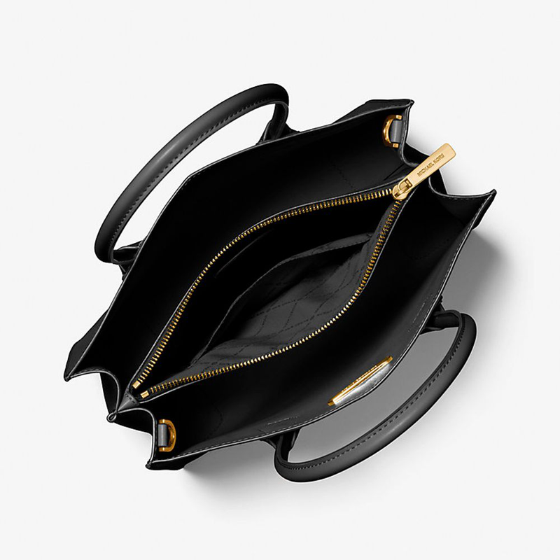 Black fur handbag-null