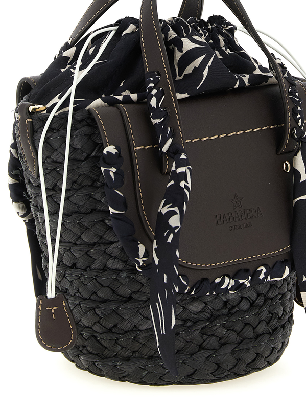 Black pantograph handbag-null