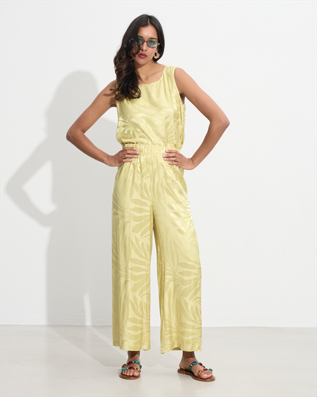 Embossed trouser satin-null