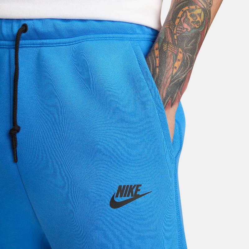 Tech fleece jogger image number null
