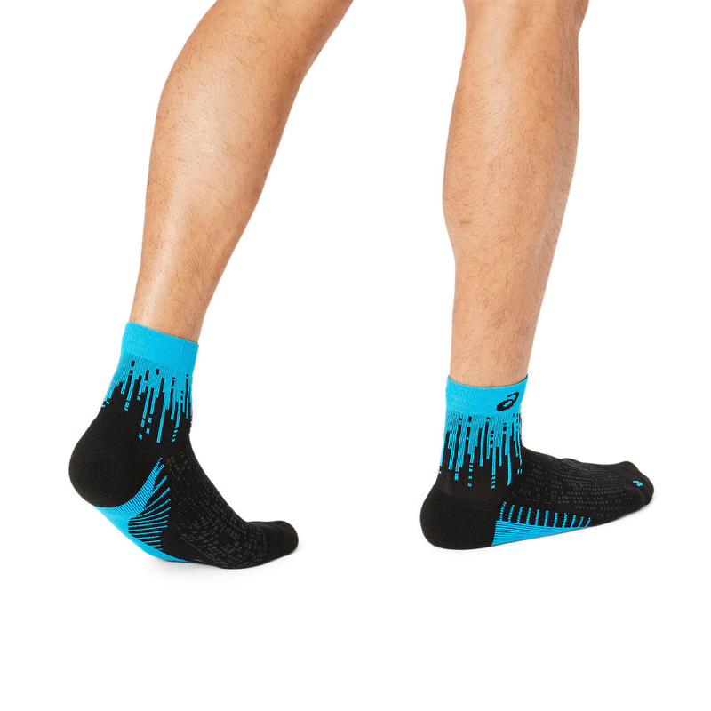 Asics unisex performance run quarter sock image number null