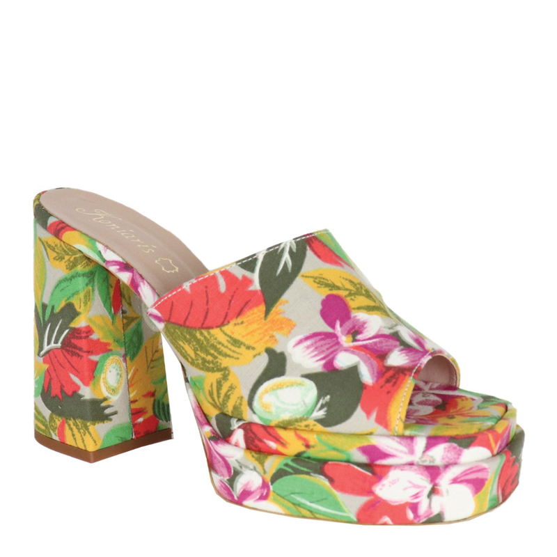 Koniarisshoes &gamma;&upsilon;&nu;&alpha;ί&kappa;&epsilon;&iota;&omicron; mule-null