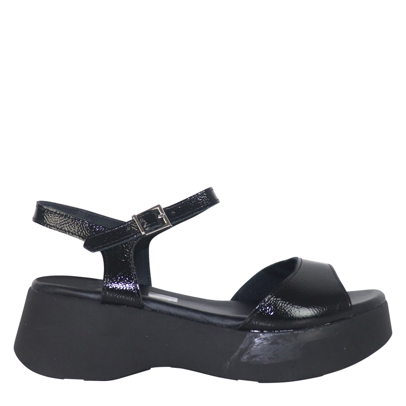 Koniarisshoes &gamma;&upsilon;&nu;&alpha;&iota;&kappa;&epsilon;ί&alpha; &pi;&lambda;&alpha;&tau;&phi;ό&rho;&mu;&alpha;-null