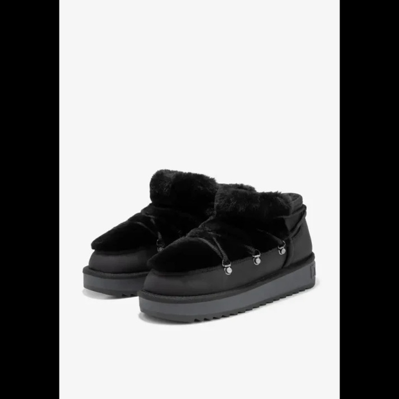 D. Franklin women booties-null