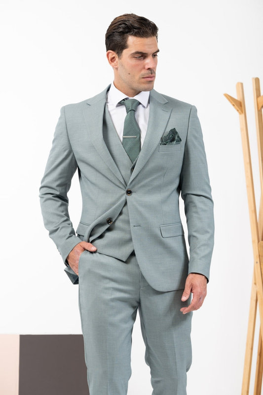 Ribera suit image number null