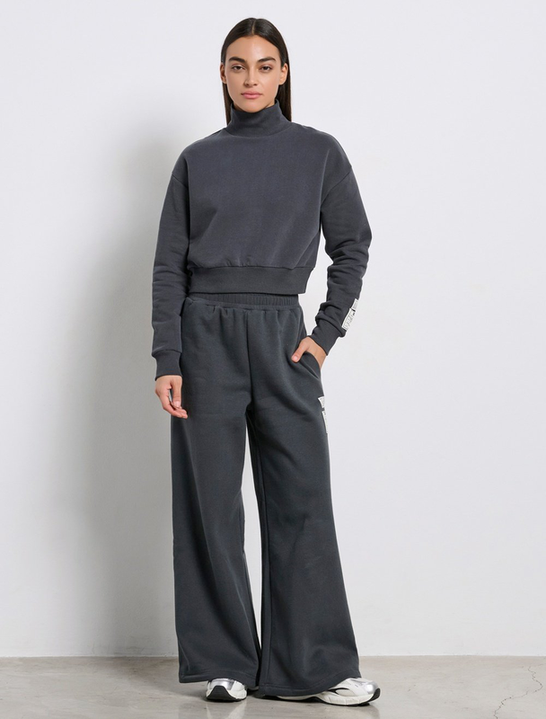 Bdtk woman's fuzzy monk neck-null