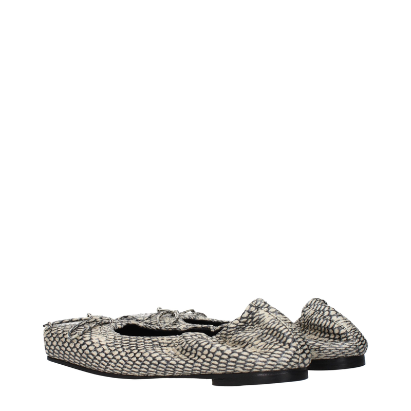 Beige leather ballet flats-null