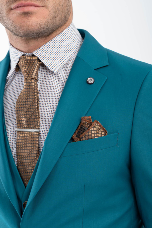 Vittorio suits image number null