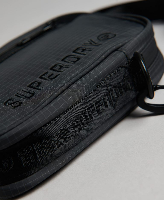 Superdry code stash bag image number null