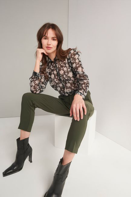 Less is more trouser, Khaki, medium