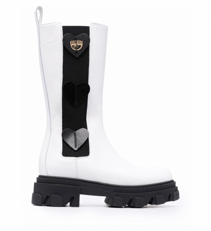 Chiara ferragni white boots image number null