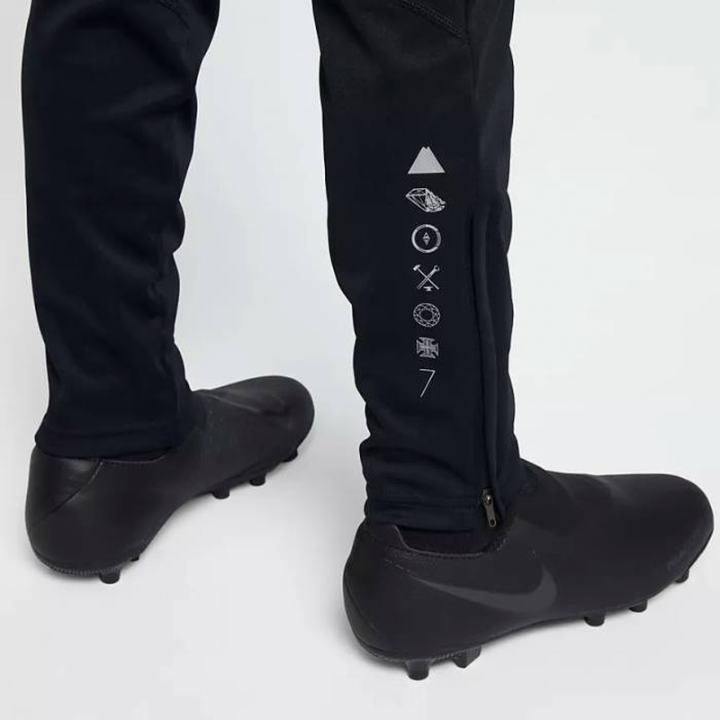 Boys cr7 Dri-FIT soccer pant image number null
