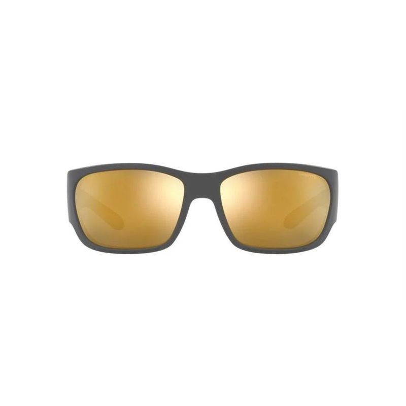 Gray resin sunglasses-null
