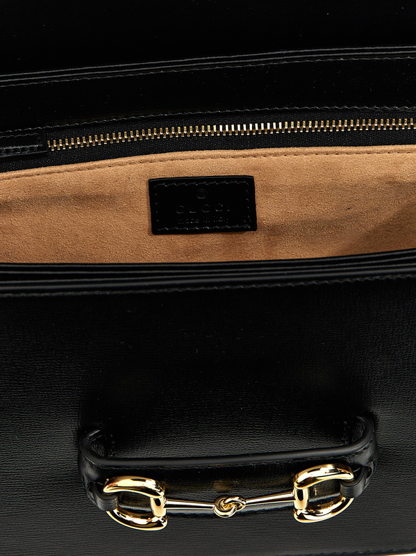 Black leather shoulder bag-null