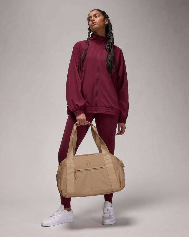 Alpha duffle image number null