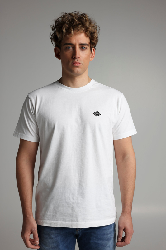 T-shirts image number null