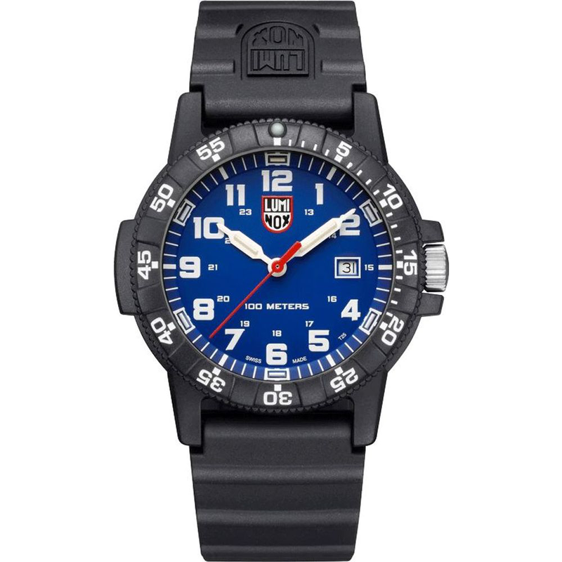 Blue resin sport watch-null