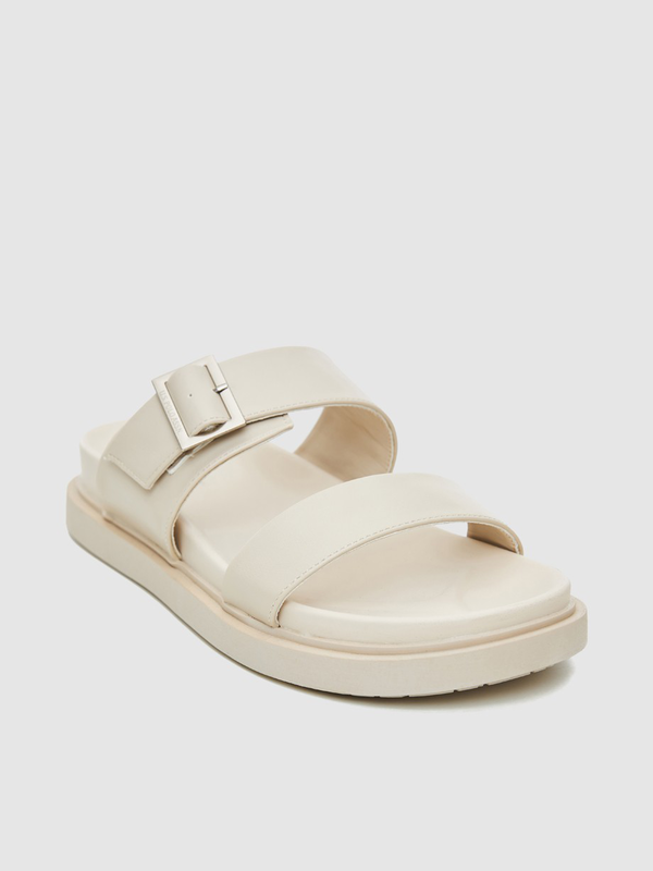 Kary flats-null