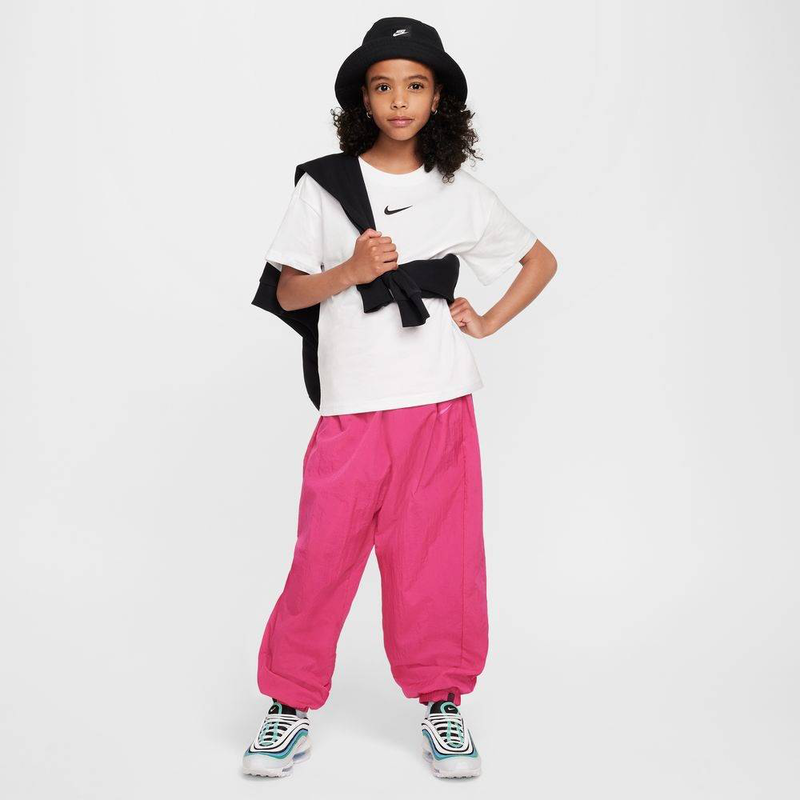 Product image: Girls nsw essential lbr t shirt-null